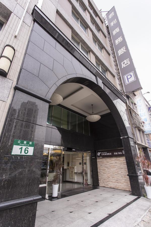 Junli Hotel Banciao Eksteriør bilde